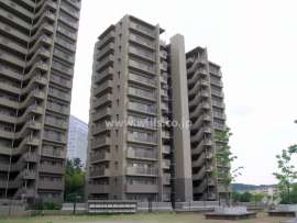 新千里桜ヶ丘メゾンシティ　壱番館外観