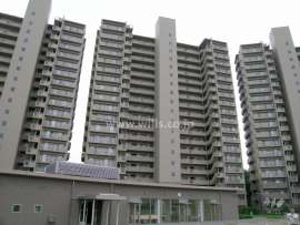 新千里桜ヶ丘メゾンシティ　参番館外観