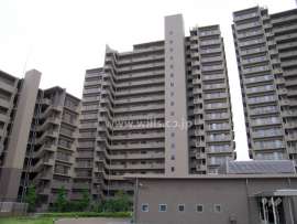 新千里桜ヶ丘メゾンシティ　四番館