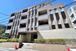 D'クラディアイヴァン高輪