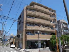 グランドムール宝塚南口外観