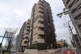 代々木パークサイド