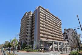 尼崎イスティー