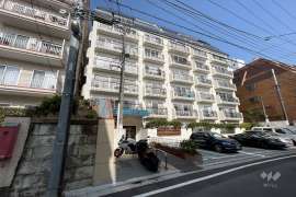 秀和目黒レジデンス