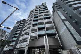 プレールドゥーク東新宿３