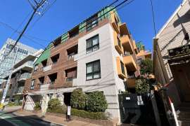 スターロワイヤル四谷大京町