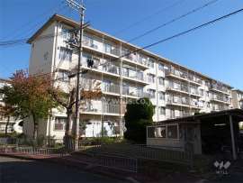 公社清和台住宅9号棟