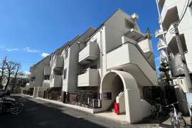 クレール八幡山A棟