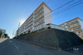 白幡台住宅4号棟