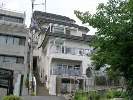 箕面ロイヤルハイツ