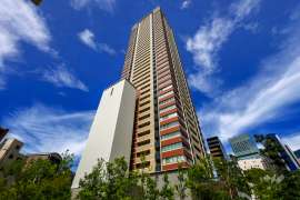 ローレルタワーサンクタス梅田