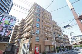 ビューネ梅島駅前