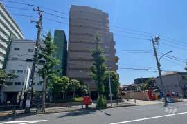 グローリオ十条