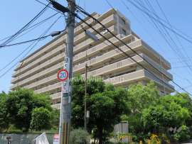 カルム茨木桜通り外観