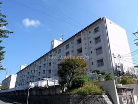渦ヶ森コーポ13号館外観