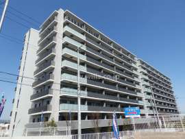 ジークレフ千里青葉丘外観