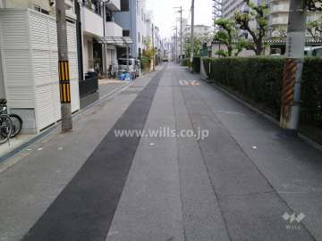 レックスタウン新高1号棟の北西側前面道路