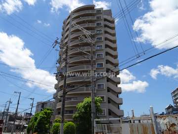 サンマンションアトレ新高の外観（北東側から）