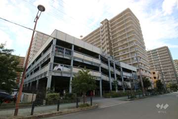 敷地内駐車場（屋内平面式）