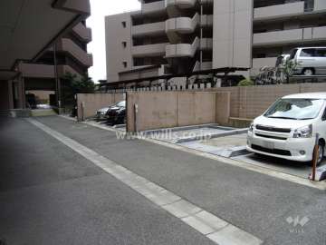 敷地内駐車場(屋外機械式)