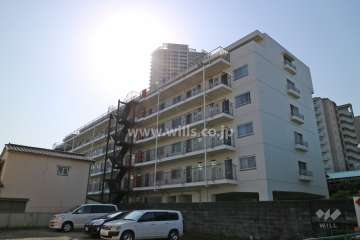 藤和千里丘コープの外観(北東側から)