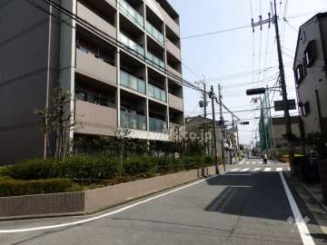 敷地南側前面道路