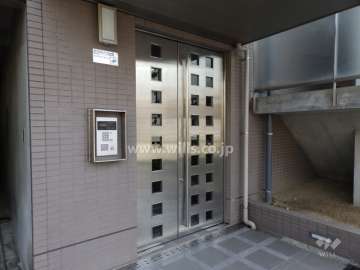 サブエントランス