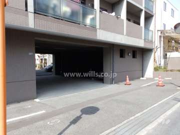 駐車場の出入口