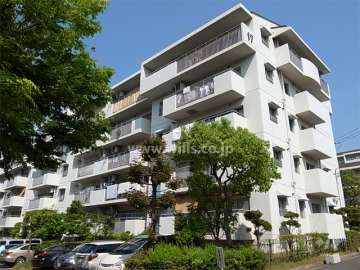 公団千里緑丘団地１７号棟