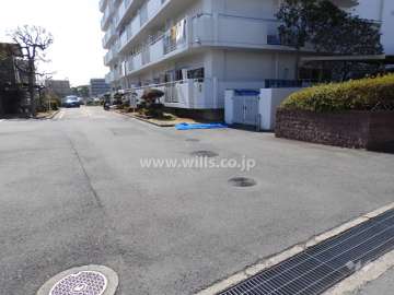 駐車場の出入り口