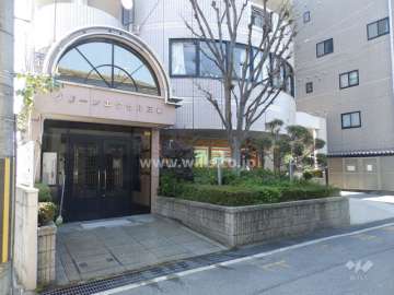 エントランス外観