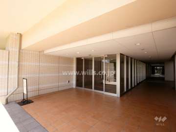 エントランス（西側）