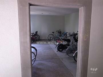 駐輪場（屋内）