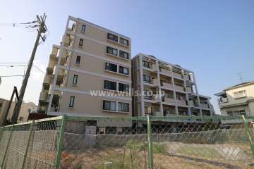 コラールベフの外観-(東側から)