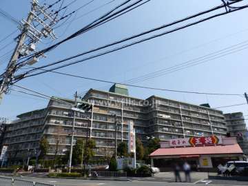 マンションの遠景