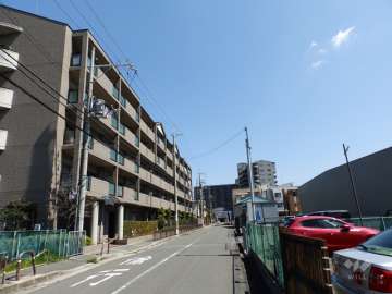 マンションの遠景