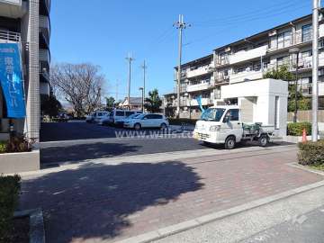 駐車場の出入り口