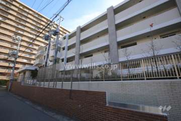 エヌヴィ神戸本山の外観（北西側から）