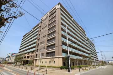 サンメゾン宝塚エルド