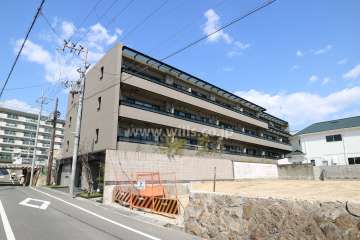 フォルム芦屋大原町の外観（南西側から）