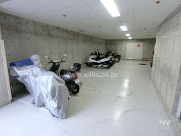バイク置き場