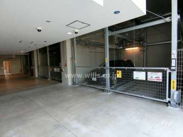 敷地内駐車場(屋内機械式)