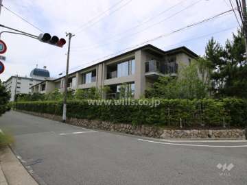 プラウド芦屋平田町の外観（北東側から）