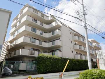 桃山台グリーンハイツの外観（南東側から）