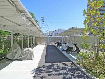 バイク置き場