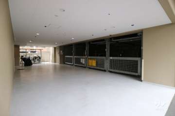 敷地内駐車場（屋内機械式）