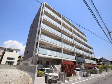 エスリード豊中 中桜塚の外観（南西側から）