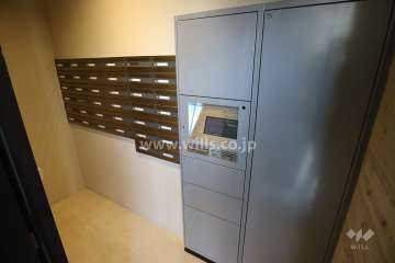 宅配ボックスと共用ポスト