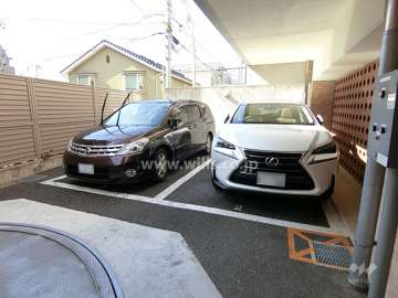 敷地内駐車場（屋外平面式）