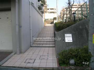 エントランスアプローチ